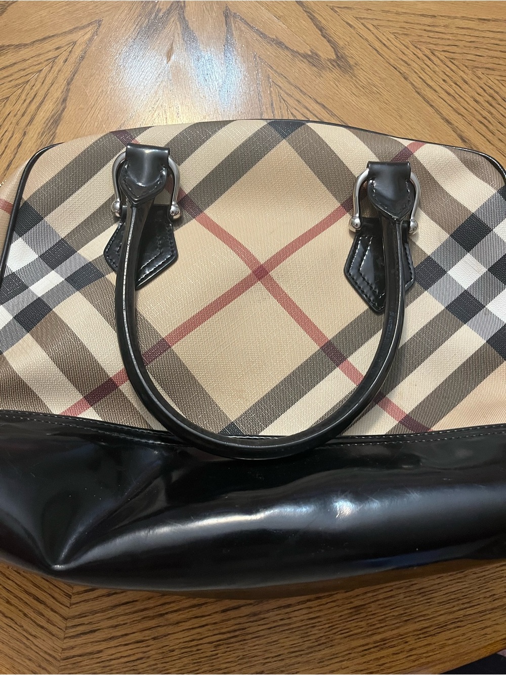 Burberry Beige Fabric Interior Tote with Black Logo Plaque - Picture 2 of 3